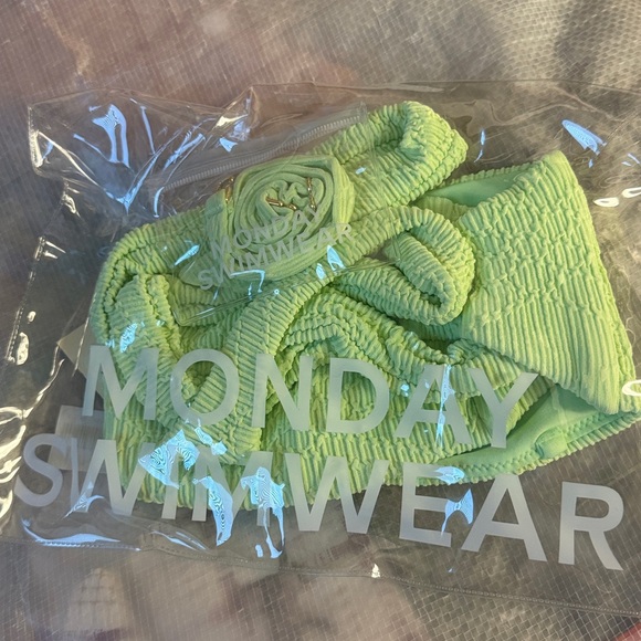 NWT Monday Swimwear Costa Rica Bandeau Top in Honeydew Summer Plaid - Size S - Picture 6 of 7